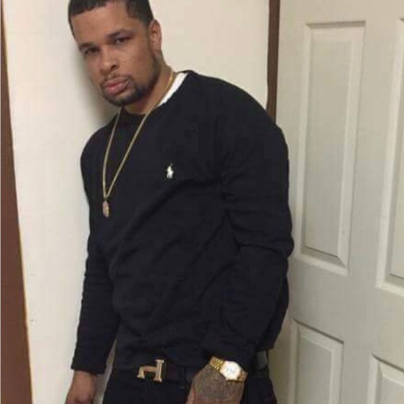 ONE SIZE FIT ALL, great party item, fun, drama free, - Picture 2 of 2